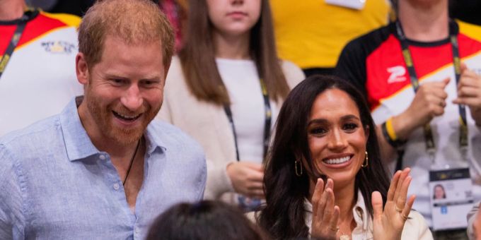 Getrennt unterwegs - Prinz Harry und Meghan mit neuer PR-Strategie