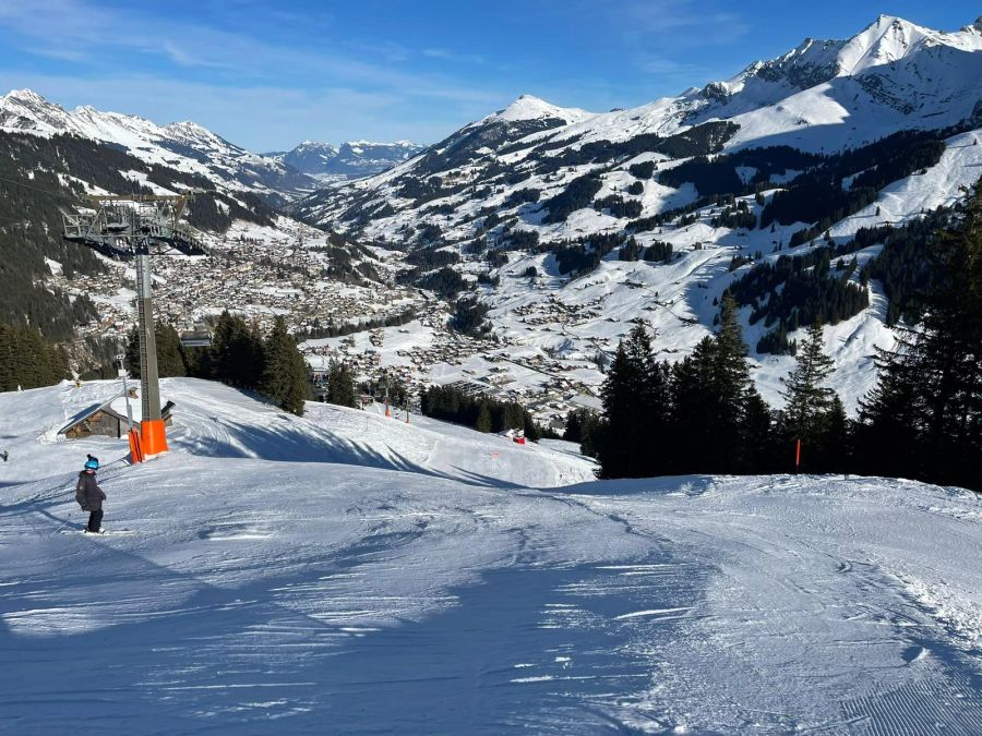 Adelboden macht sich derzeit fit für die Weltcup-Rennen, die in zehn Tagen beginnen.