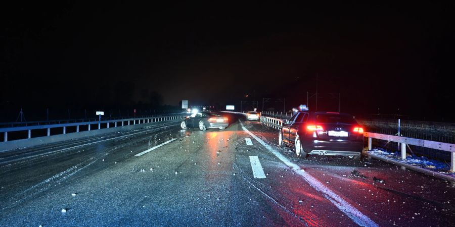 Unfall auf A13.