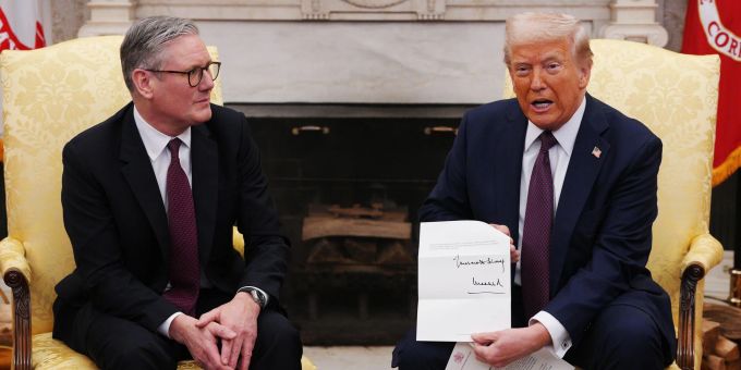 Brief - König Charles hat Trump zum Staatsbesuch eingeladen