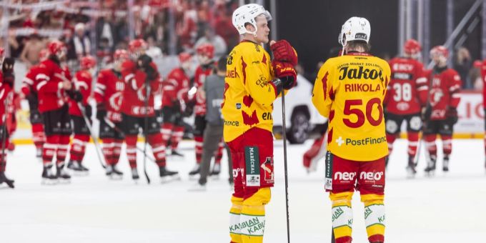 Frust bei den Langnauern: Auch im dritten Anlauf unterliegen sie auswärts in Lausanne. SCL Tigers