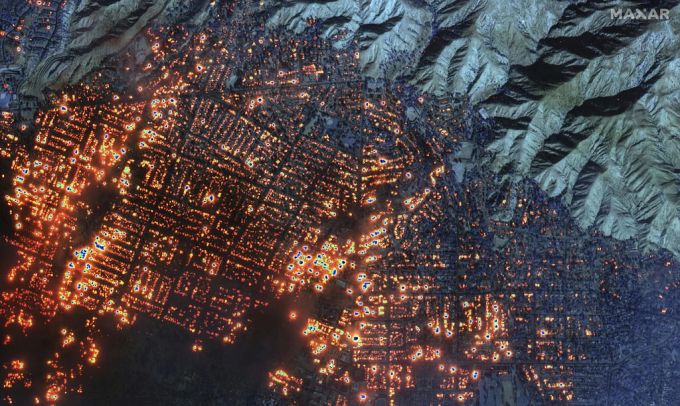 Heftige Waldbrände beschäftigen Los Angeles. los angeles