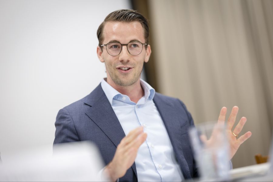 Immer mehr bekannte Politiker verlassen das Bundeshaus und wechseln in die kantonale Politik. Beispiele sind Aline Trede, Céline Widmer, Balthasar Glättli – und Andri Silberschmidt.