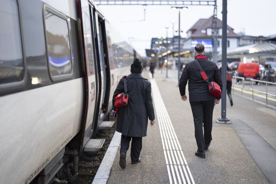 Es wurden bereits 10'000 Bänder verteilt.