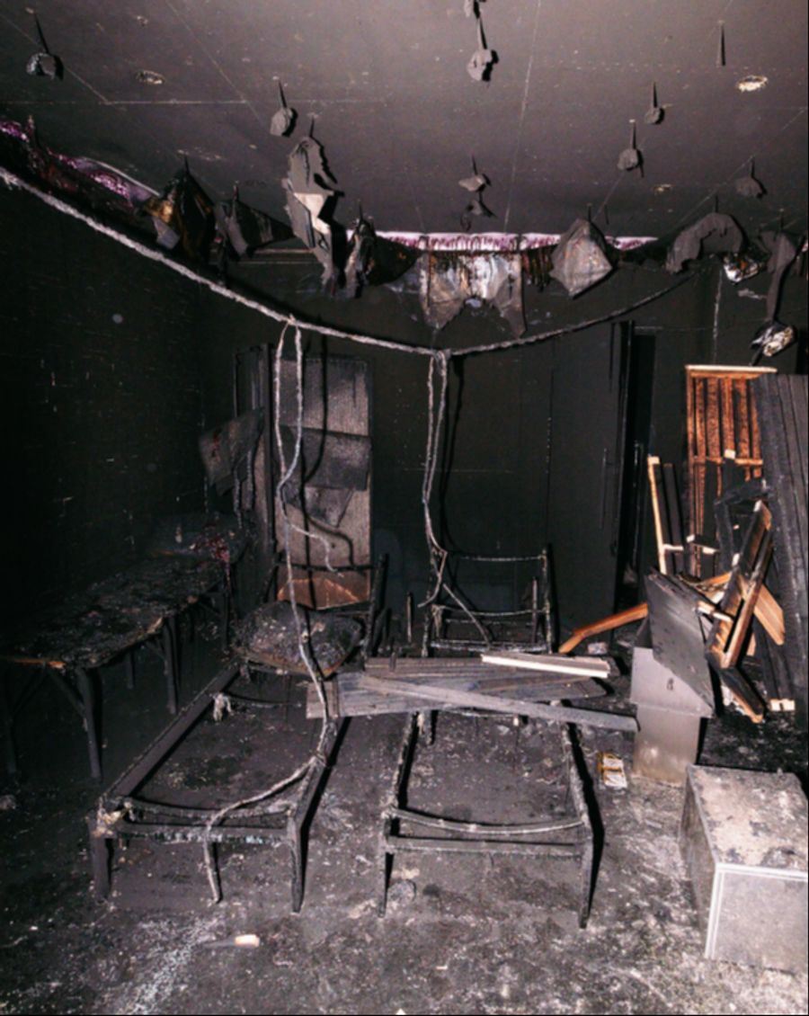 Die Massage- und Physio-Ecke ist komplett zerstört.