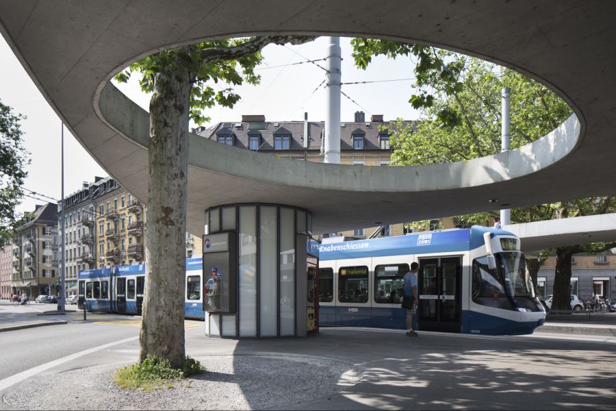 tram limmatplatz