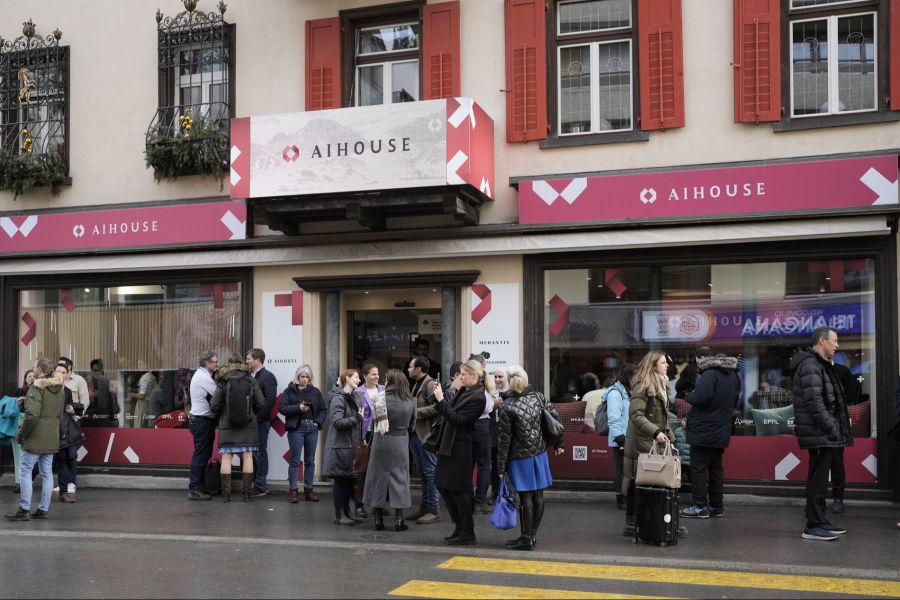 Beispiel einer temporären Umbauung: Das AI House am WEF 2024.