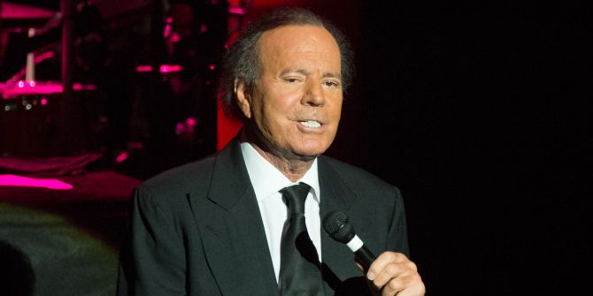 Julio Iglesias