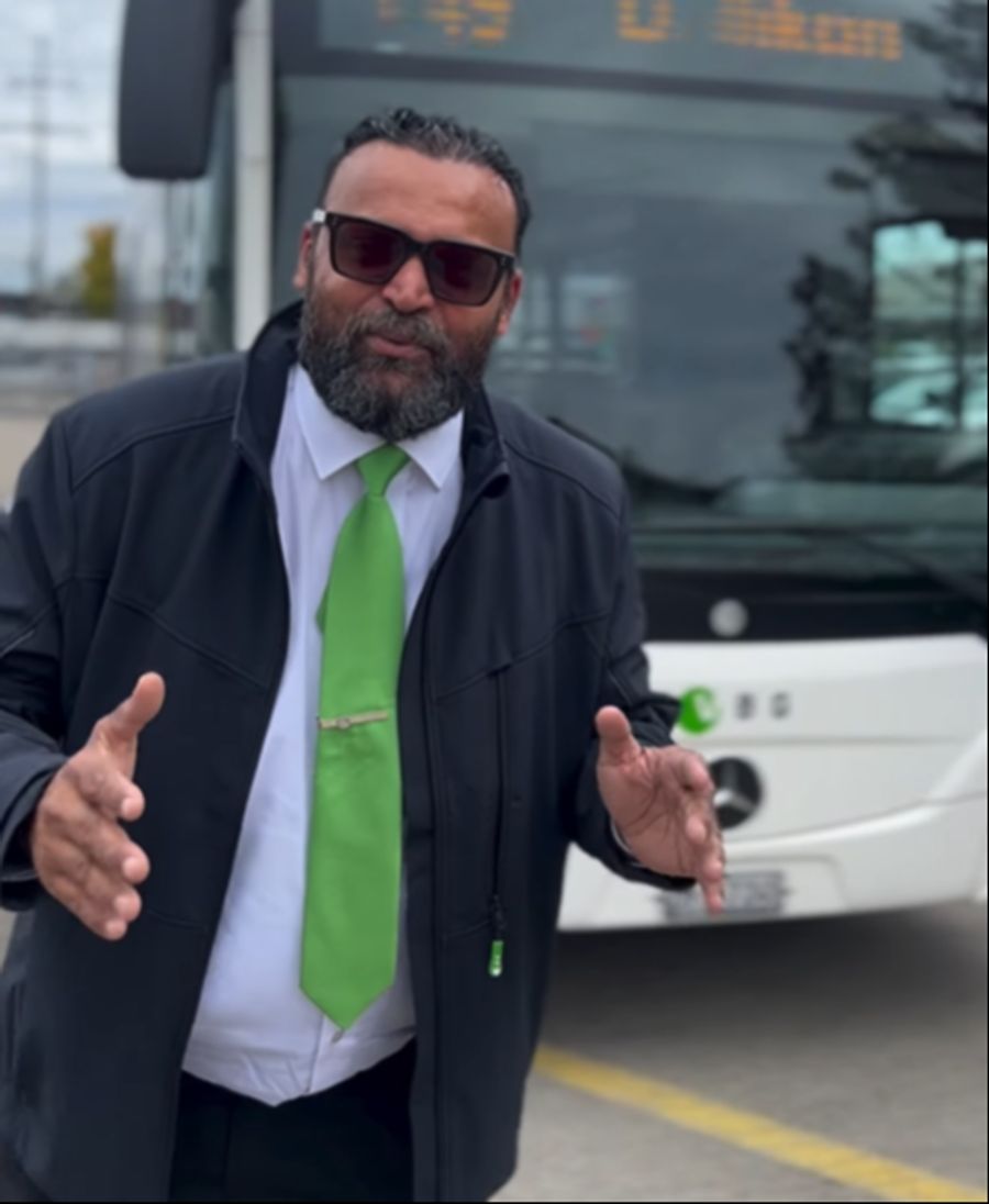 Baba arbeitet seit rund einem Jahr bei der Verkehrsbetriebe Glattal AG.