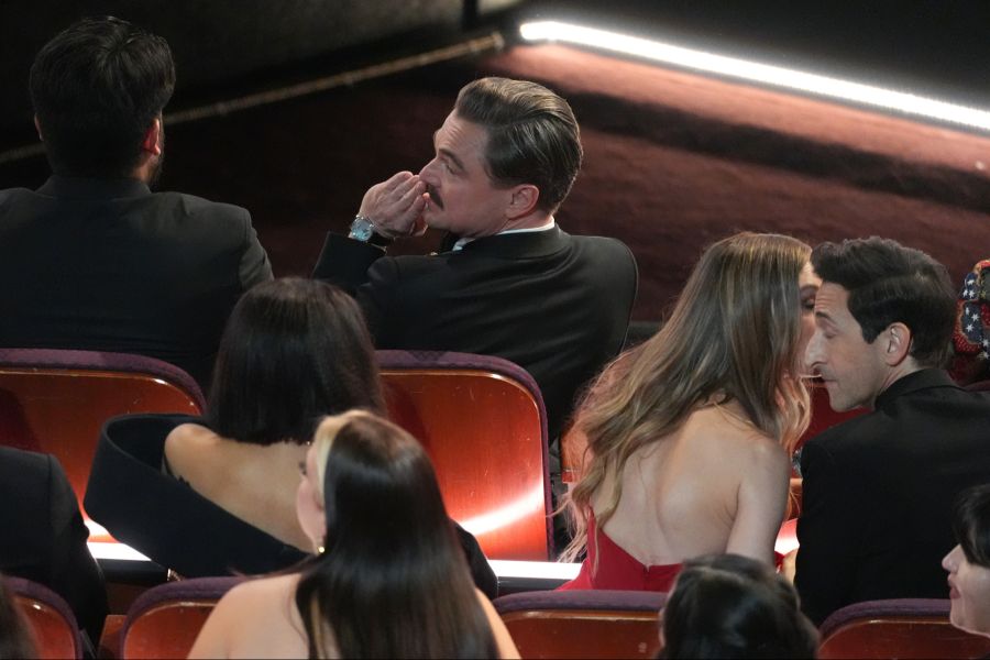 DiCaprio war für seine Darstellung im Politthriller "One Battle After Another" für einen Oscar als bester Hauptdarsteller nominiert, ging aber leer aus.