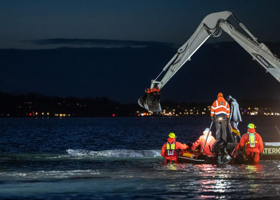 Daraufhin starteten intensive Rettungsaktionen.