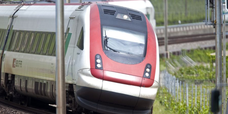 Der Bahnverkehr am Bielersee wird an rund zehn Wochenenden eingeschränkt sein. (Symbolbild)