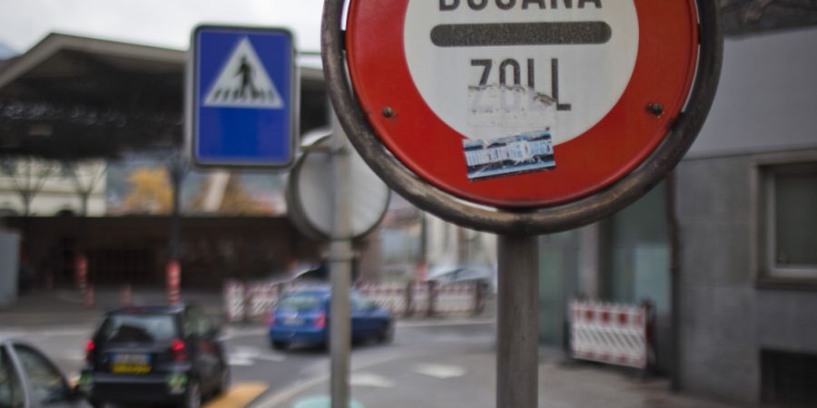 Der Kanton Tessin ist geprägt von den vielen Grenzgängern. Eine Anpassung der Verordnung über den Finanz- und Lastenausgleich hätte dieser Realität stärker Rechnung getragen. (Sym...