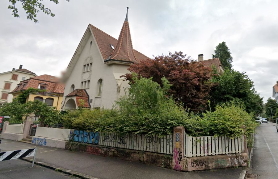 Ihr Auftritt findet im La Cappella statt – und damit in einer ehemaligen Kirche.