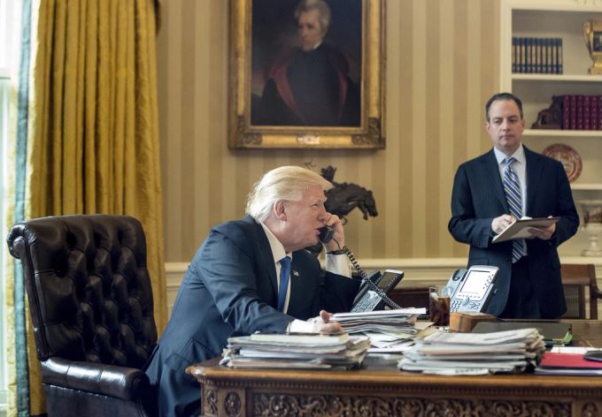 Donald Trump am Telefon