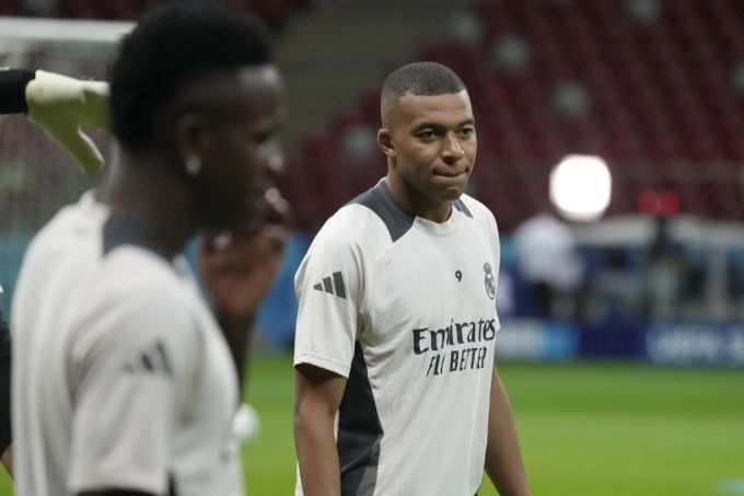 Kylian Mbappé läuft neu in La Liga auf. Führt er Real Madrid zur nächsten Meisterschaft? La Liga Kylian Mbappé