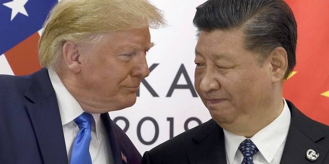 Auf diesem Dateifoto vom Samstag, 29. Juni 2019, trifft US-Präsident Donald Trump, links, den chinesischen Präsidenten Xi Jinping während eines Treffens am Rande des G-20-Gipfels in Osaka, Japan.(AP Photo/Susan Walsh, File).Donald Trump,Xi Jinping trump 2024