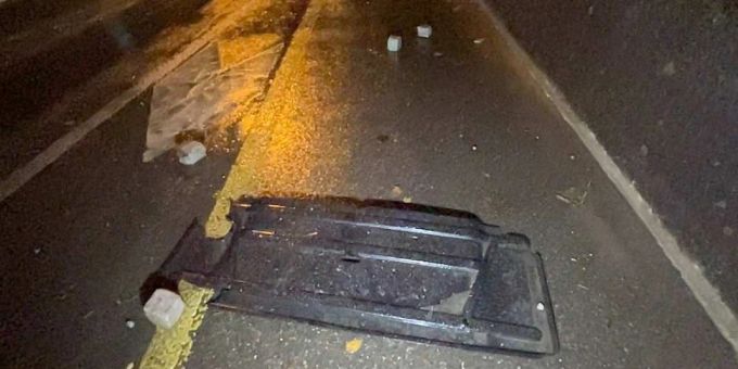 Schönenwerd: Grosser Sachschaden nach Kollision mit Verkehrsinsel. Kollision mit Verkehrsinsel.