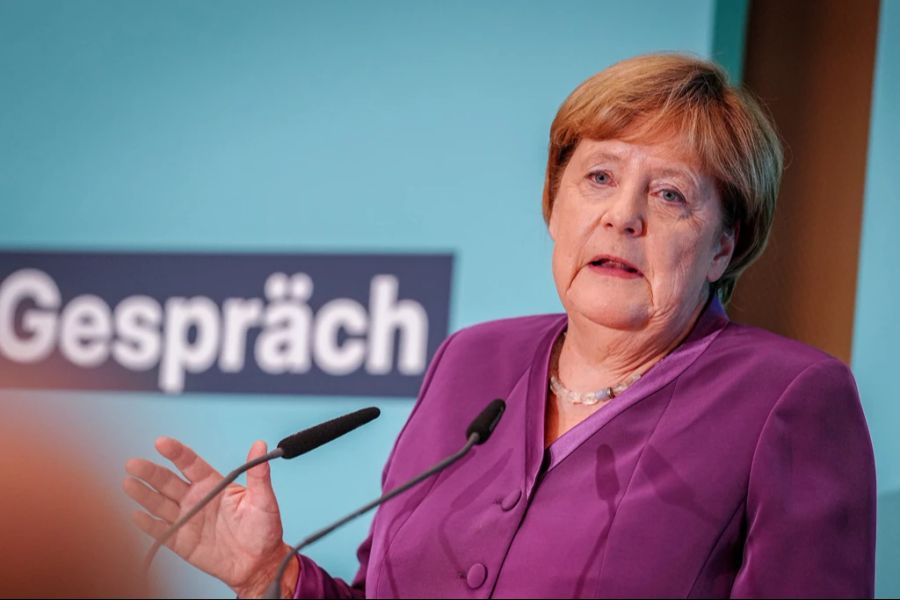 Elon Musk Angela Merkel