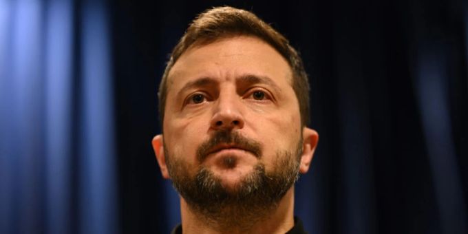 Wolodymyr Selenskyj will mit Raketen aus eigener Produktion die Reichweiten-Beschränkung der westlichen Raketen umgehen und auch Ziele auf russischem Gebiet angreifen können. Ukraine-Krieg
