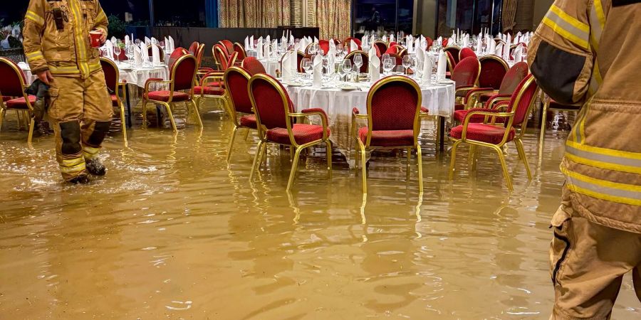 Das Unwetter «Jakob» führte in Norwegen zu Überschwemmungen - wie hier in einem Hotelsaal.