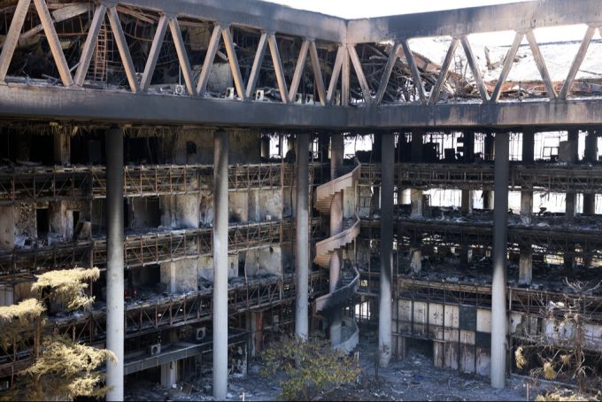Das Gebäude des iranischen Staats-Senders wurde bei einem israelischen Angriff beschädigt. israel iran