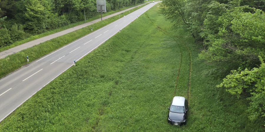 Selbstunfall in Wagen