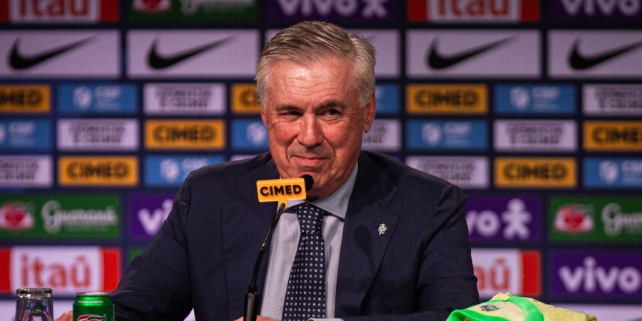 «Es ist eine Ehre und ein grosser Stolz, die Nationalmannschaft zu betreuen, die die beste der Welt ist», sagte Ancelotti.
