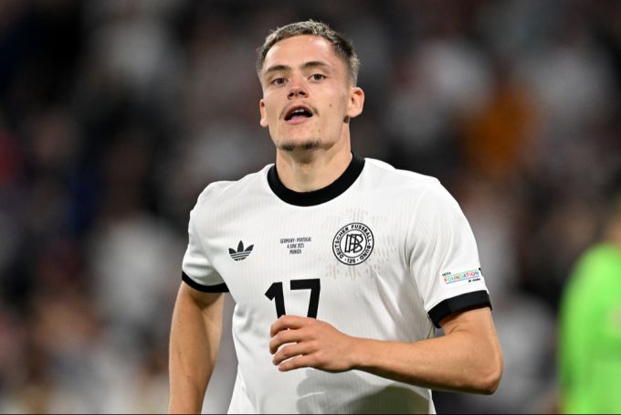 Der deutsche Nationalspieler Florian Wirtz wird künftig für den FC Liverpool auflaufen. Bayern München hat der junge Profi eine Absage erteilt. FC Liverpool Bayern München
