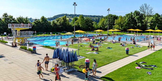 Das Schwimmbad Lättich in Baar ZG. Badi Baar Lättich