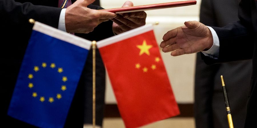 Annäherung nach Jahren des Streits? China hebt nach Angaben des Europäischen Parlaments Sanktionen auf.