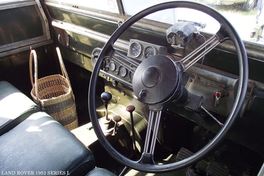 Land Rover Series 1 Cockpit