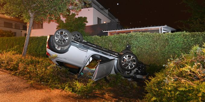 Selbstunfall mit Auto in Wil SG. Wil SG