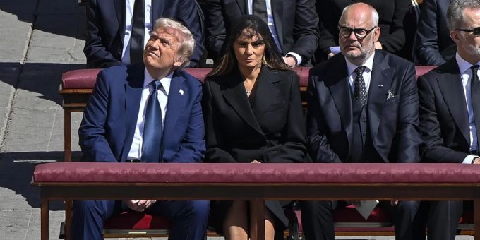 Melania Trumps Geburtstag verlief in schwarz und ohne Geschenke von Ehemann Donald. Donald Melania Trumps Geburtstag