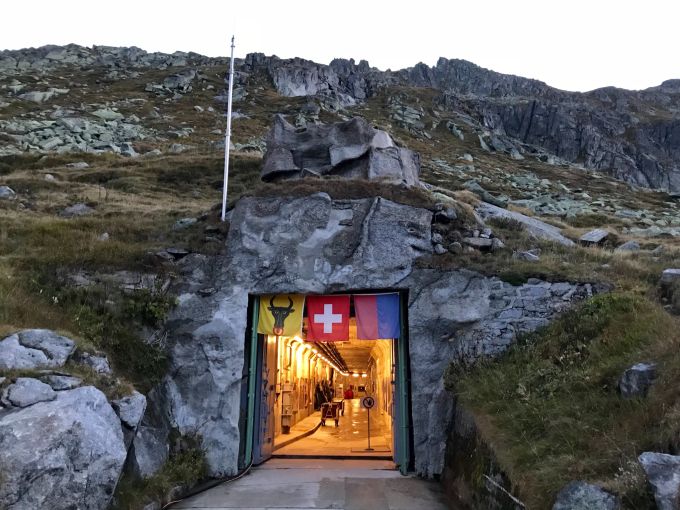 Der Haupteingang des Museums Sasso San Gottardo. Sasso San Gottardo