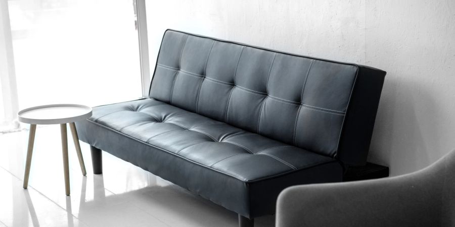 Modernes Sofa aus Leder