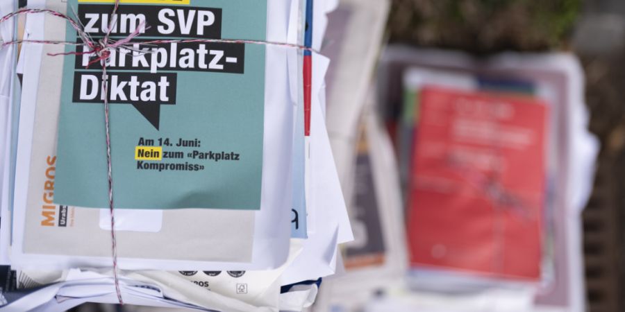 Einiges an Altpapier produzierte der Abstimmungssontag am 14. Juni. Das Stadtzürcher Parlament will nun, dass der Stadtrat sich zumindest mit dem Kanton abspricht wegen der Anzahl Abst...