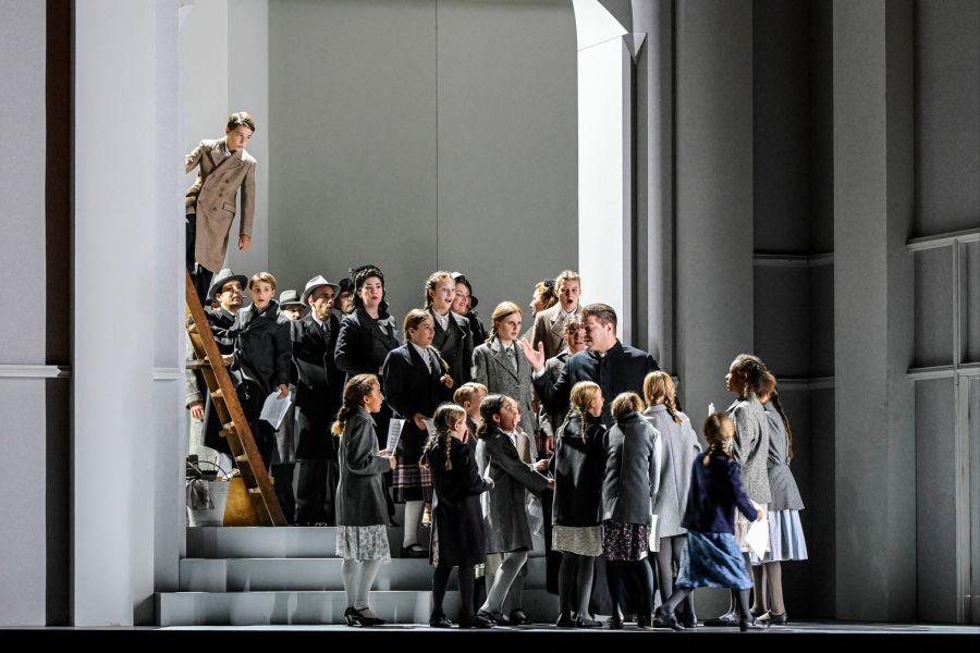 «Tosca ist eine perfekte Einstiegsoper. Es gibt eine klare Handlung, fast wie in einem Film», sagt Regisseur Raimund Orfeo Voigt.