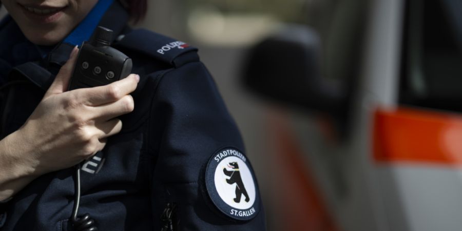 Die Stadtpolizei St. Gallen musste während der diesjährigen Olma zwar häufiger ausrücken als in den Vorjahren, grössere Zwischenfälle blieben aber selten. (Symbolbild)