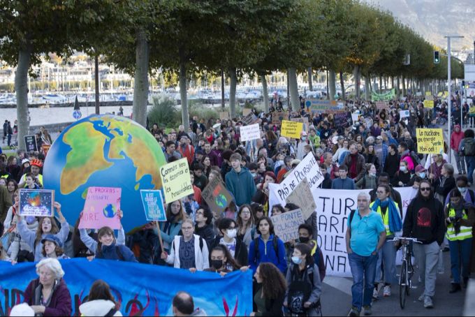 Die Schweizer Klimabewegung könnte unter Gretas Äusserungen zum Israel-Krieg leiden, aber es entstehen auch neue Optionen. Schweiz Klima