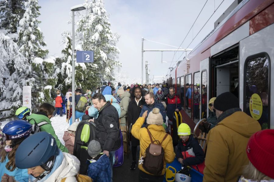 In der Schweiz hat es viel Schnee gegeben.