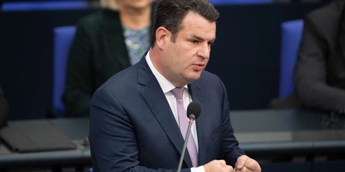 Bundesarbeitsminister Hubertus Heil unterstrich in der ARD-Sendung «hart, aber fair» Arbeit müsse sich lohnen. Hubertus Heil