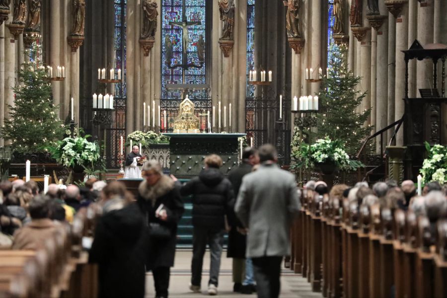 Pontifikalamt im Kölner Dom