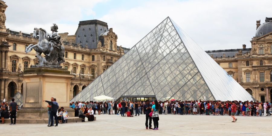 Louvre Paris