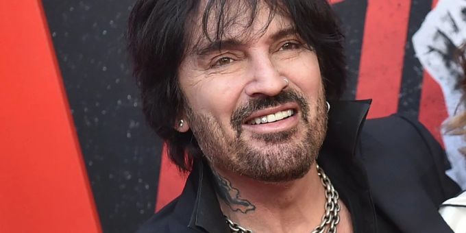Gegen Tommy Lee soll Klage eingereicht worden sein. (Archivbild) Tommy Lee Mötley Crüe