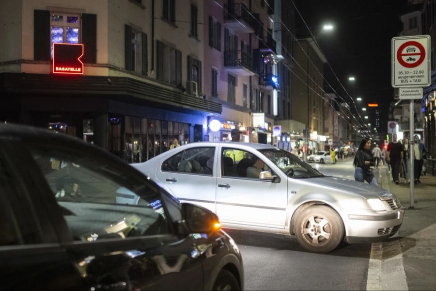 Autos auf Langstrasse