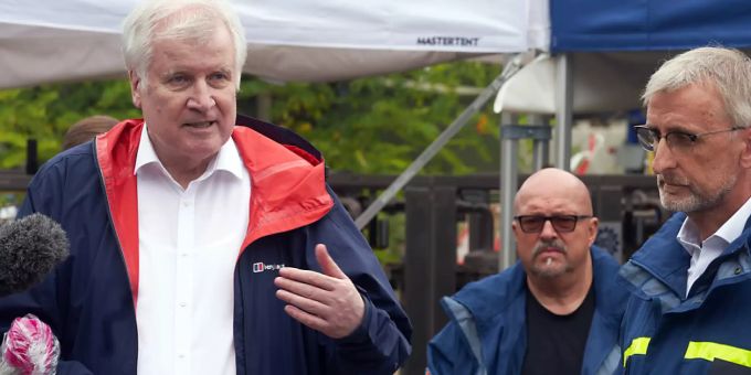 Euskirchen/Berlin - Problemfall Katastrophenschutz: Streit und Schuldzuweisungen