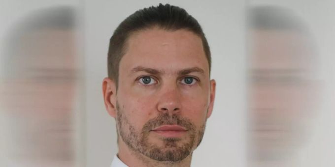 Jeremias Frei, Leiter der Offenen Jugendarbeit Wittenbach, freut sich auf interessierte Teenager- Eltern.