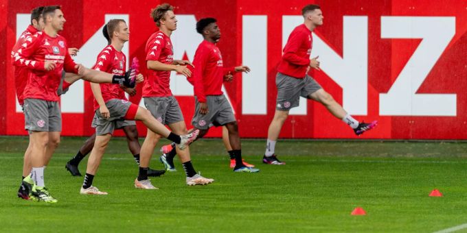 Der FSV Mainz 05 gewinnt das Testspiel gegen die Würzburger Kickers. Würzburger Kickers