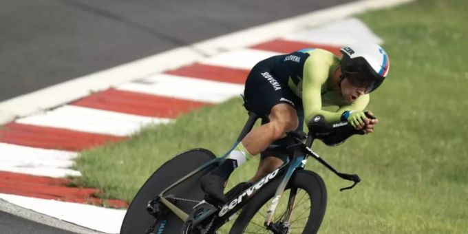 Raste auf dem Fuji International Speedway zu Gold bei Olympia 2021: Primoz Roglic. Olympia 2021